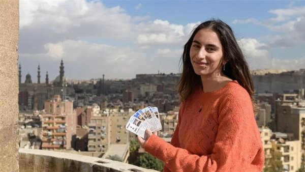 طالبة بالجامعة الأمريكية بالقاهرة تبتكر لعبة لتثقيف الأطفال حول معالم القاهرة التاريخية 