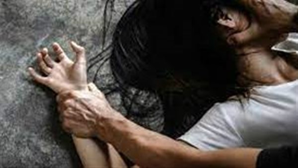 اغتصبوها أثناء قيلولتها.. حادث وحشي يفجّر الأوضاع في الهند بعد مقتل طبيبة