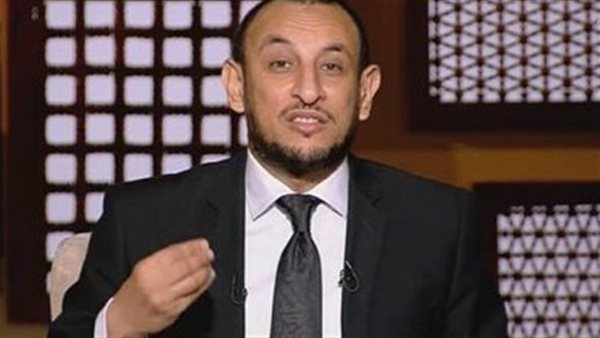 الشيخ رمضان عبد المعز من مدينة العلمين: نتبع سنة سيدنا النبي | فيديو