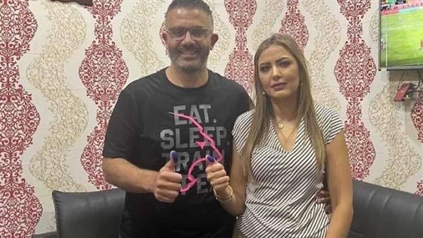 اتطلقت الحمد لله.. إعلامية شهيرة تعلن انفصالها عن زوجها الموزع الموسيقي