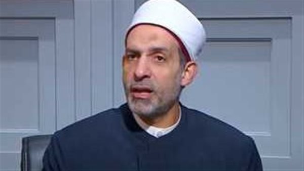 زوجى بخيل وعاوزه اشتغل علشان اصرف؟.. وأمين الفتوى يرد | فيديو