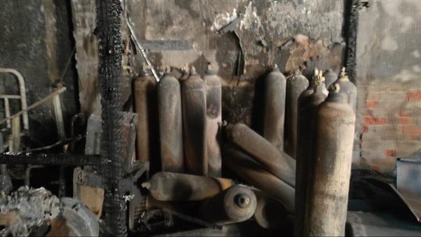 جميعهم حديثي الولادة.. تفاصيل مأساوية في مصرع 3 أطفال بحريق حضانة للمبتسرين بسوهاج