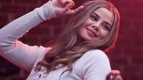 كاميرات المراقبة تكشفها.. تفاصيل مثيرة في سرقة فيلا منة عرفة بالقاهرة الجديدة