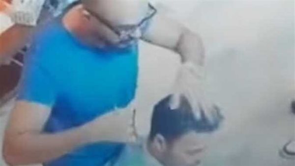 أول رد فعل من حميد الشاعري بعد فيديو مشاجرته مع حلاق التجمع | شاهد