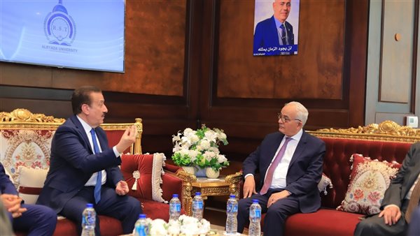  محافظ المنوفية يزور جامعة الريادة للعلوم والتكنولوجيا (صور)