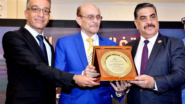 تكريم محمد صبحي والمتفوقين في احتفالية هيلتون الكورنيش وتنشيط السياحه