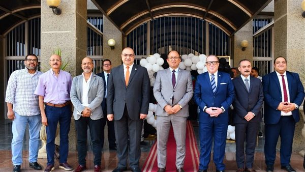 مجلس إدارة مجمع الفنون والثقافة بجامعة حلوان يناقش استراتيجيات جديدة لدعم الحركة الفنية والثقافية