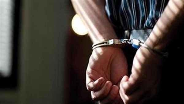 استدرجهما لمدخل عقار.. تفاصيل اتهام سيدة لعامل بالتـ حرش بأبنائها فى القاهرة