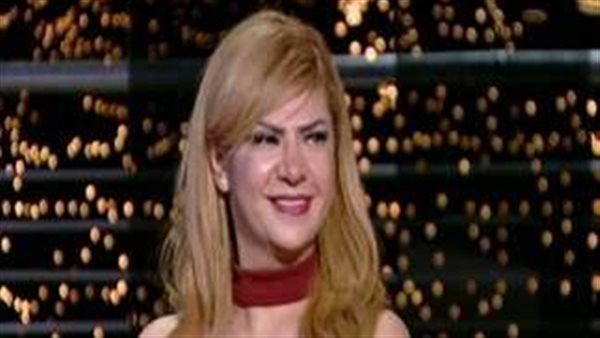 يا طلاق يا خلع.. خبيرة طاقة تحذر: إوعى تمشي حافي في البيت | فيديو