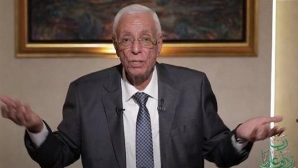 حسام موافي لأولياء الأمور: مينفعش تعاير ابنك بمصاريف تعليمه | فيديو