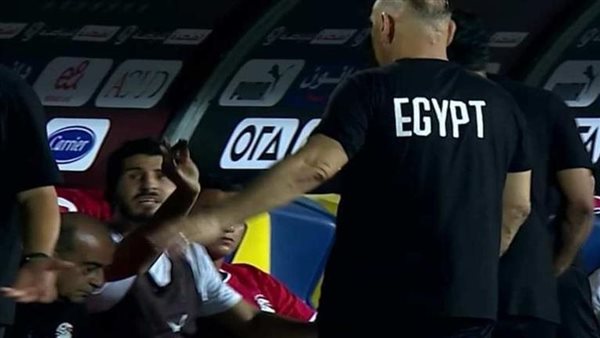 مشادة أم خناقة؟ القصة الكاملة لخلاف أحمد حجازي وحسام حسن