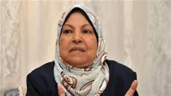 سعاد صالح تثير الجدل بتصريحات نارية عن الحجاب وارتداء البنات لـ«الهوت شورت» وزواج التجربة 