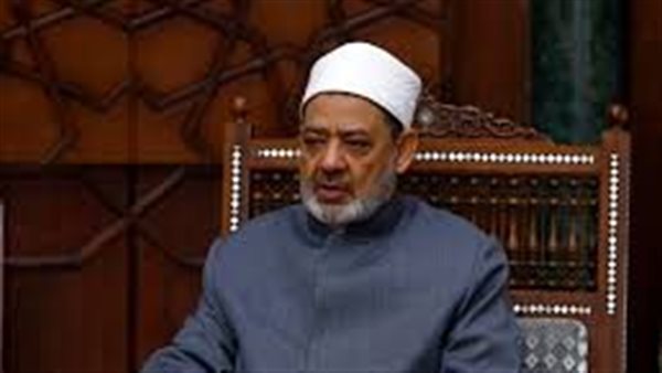 افتراء وتدليس.. رد ناري من الأزهر على الجدل المثار بشأن كلمة أحمد الطيب باحتفالية مولد النبي | فيديو