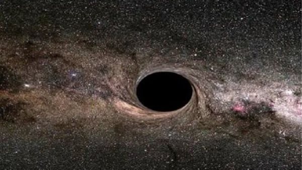 يفوق حجم مجرتنا 140 مرة..انبعاث هائل من ثقب أسود يقع في كوكبة التنين