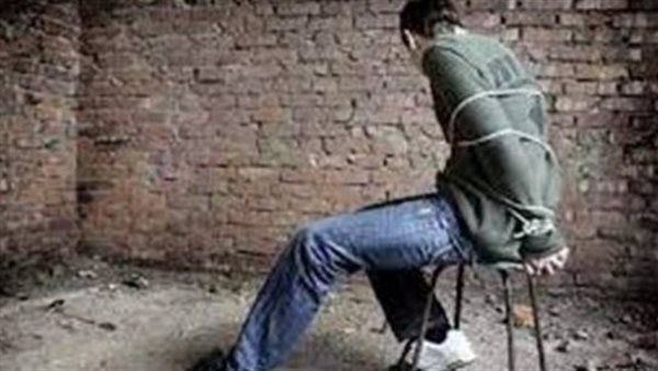 دهب وعملات.. تفاصيل الاعتداء على أجنبي وتوثيقه داخل منزله بالجيزة