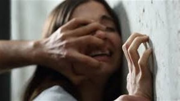 محمد عذب زوجته بالسكين وألقاها من السابع.. ماذا حدث داخل شقة عين شمس؟