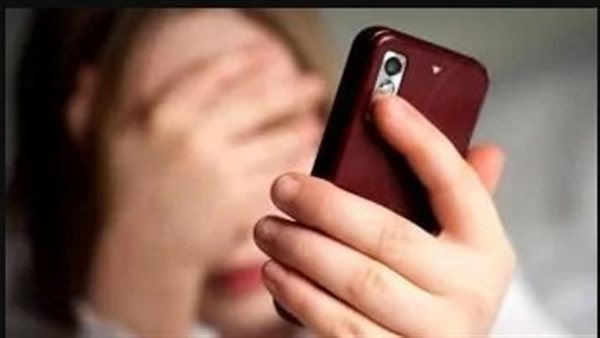 رسائل خادشة.. تفاصيل مثيرة في تحـ ـرش عامل دليفري بأجنبية بالقاهرة