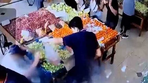 مشاهد تحبس الأنفاس.. لحظة انفجار أجهزة بيجر في عناصر حزب الله | فيديو