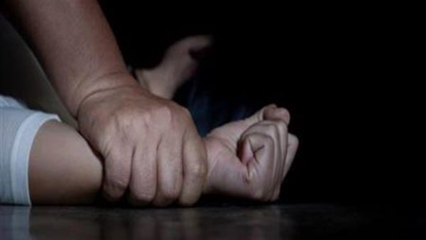 اغتصب خادمته لمدة شهر.. القصة الكاملة لإحالة رجل أعمال شهير للجنايات