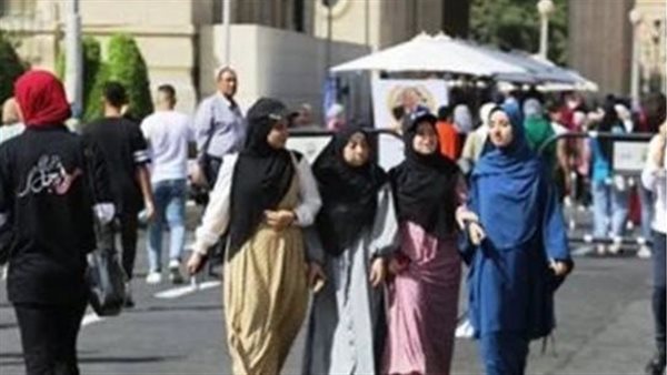 موقف البنطلون المقطع والشورت.. ضوابط دخول الطلاب الجدد الحرم الجامعي