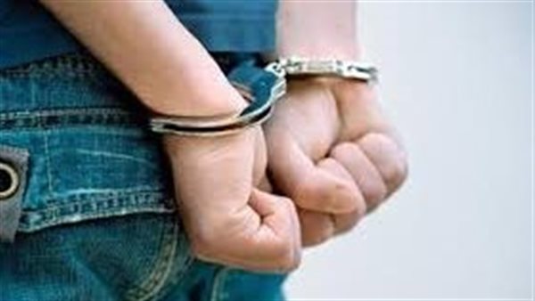 حول مسكنه لمصنع سلاح.. تفاصيل القبض على عنصر إجرامى خطر بأسيوط