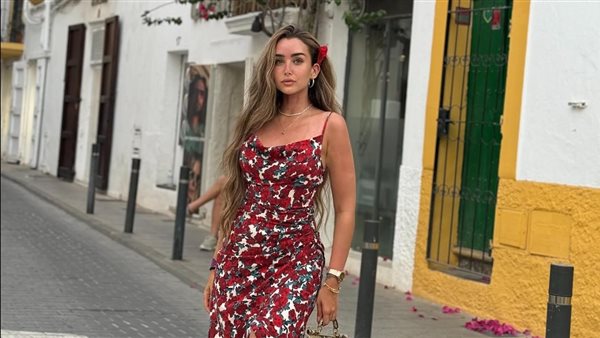 كاجوال لافت مع شيكابالا.. هنا الزاهد تثير الجدل بهذه الإطلالة | شاهد