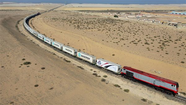 مجانا لمدة أسبوع.. تفاصيل عودة خط قطارات السكك الحديدية لسيناء | فيديو