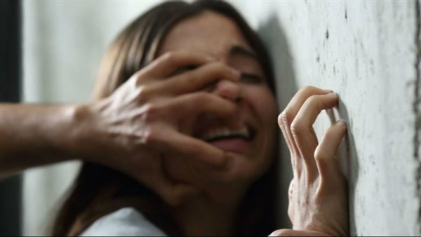 دخل وراها العمارة.. تفاصيل مثيرة في التحرش بسيدة بالقطامية