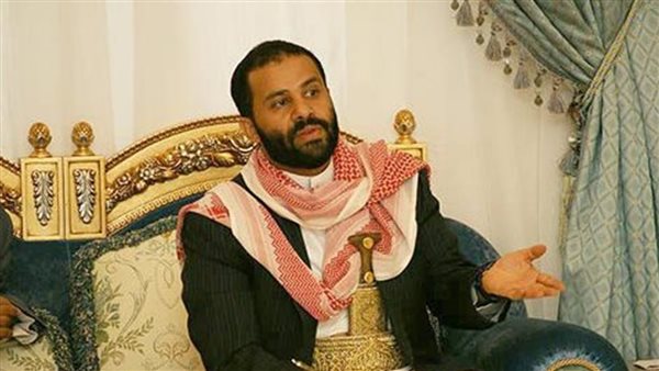 بعد فرض الخزانة الأمريكية عقوبات عليه.. من هو رجل الأعمال الشيخ حميد الأحمر؟