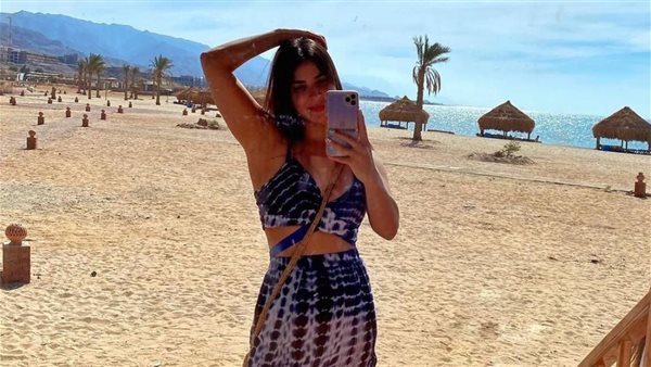 بالحمالات في اليخت.. نورهان منصور تثير الجدل بهذه الإطلالة | شاهد