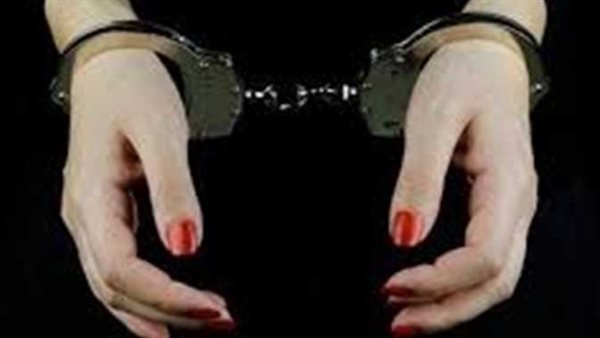 خوفًا من تقسيم الميراث.. فتاة تحنط جثة والدتها وتخفيها لأكثر من عام