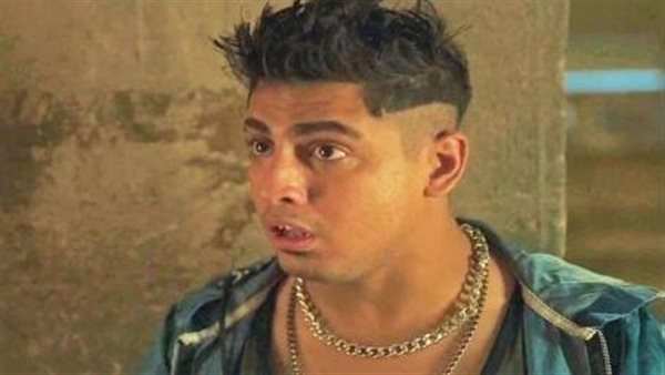 قرار جديد بواقعة السلاح..تفاصيل مثيرة في اتهام سيدة لـ كروان مشاكل بالتعدي عليها 