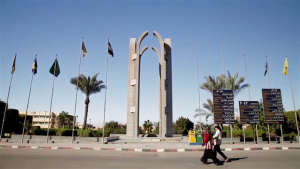 أول تعليق لرئيس جامعة حلوان بعد تعديل مسمى 