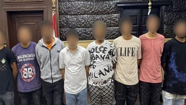 ضربوه بالقلم قدام صاحبته.. تفاصيل القبض على 8 متهمين صفعوا شخصًا بالزمالك
