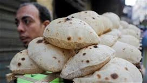 بعد رفع السولار والبنزين.. حقيقة زيادة سعر رغيف الخبز المدعم