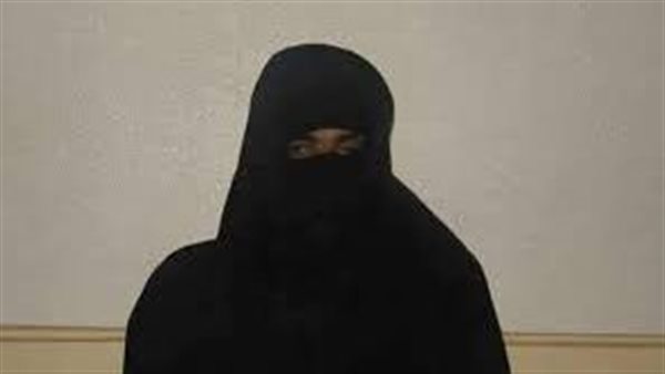 حيلة فاشلة لسرقة معاش زوجته.. تفاصيل القبض على رجل متنكر بـ زي نسائي فى الشرقية