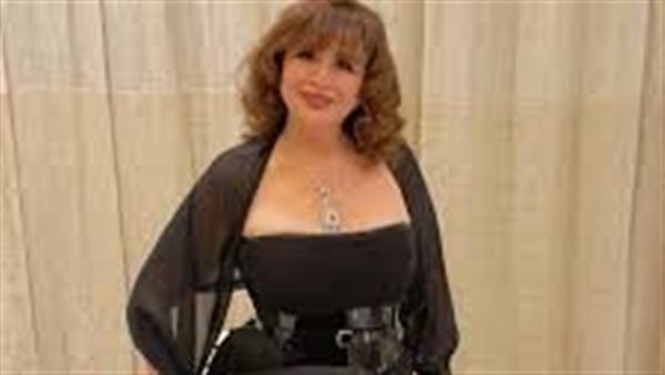 هل حقن التخسيس السبب؟..إلهام شاهين تكشف سبب رشاقتها | فيديو