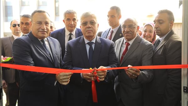 بتكلفة 514 مليون جنيه.. وزير التعليم العالي يفتتح عددًا من المشروعات بجامعة الإسكندرية 