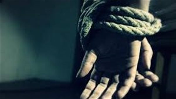 ربطها وعذبها.. تفاصيل صادمة عن فيديو مُسنة مطاي