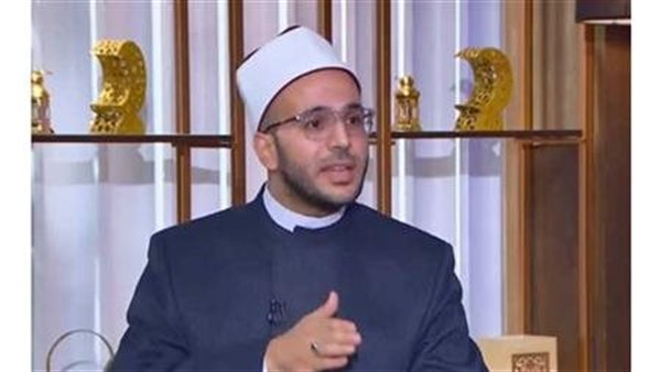 سيدة منهارة بالبكاء: اخويا ولاده بيضربوه؟.. وأمين الفتوى يعلق | فيديو