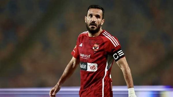 هو أنا قلت لازم تعتزل؟.. تعليق مثير من محمد رمضان بشأن مصير علي معلول مع الأهلي