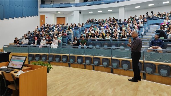 الجامعة الألمانية بالقاهرة تنظم لقاء حول المسارات المهنية في مجال الصيدلة والتكنولوجيا الحيوية