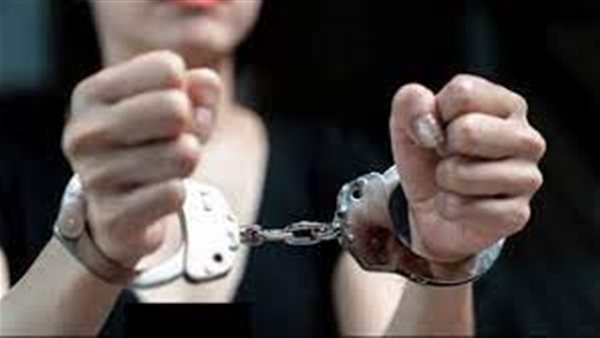 مُرغمة عليه وبيعاشرني بالإكراه.. لماذا قتلت آية عريسها بعد شهرين زواج؟