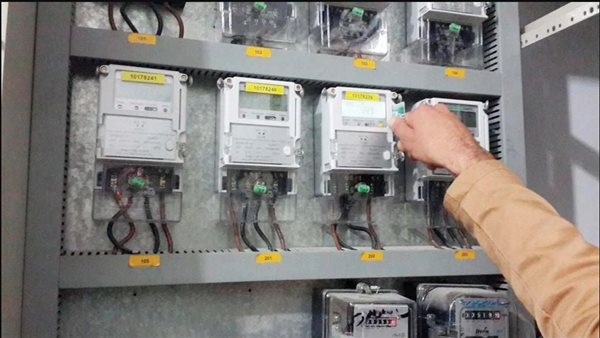 بأمر وزير الكهرباء.. تعليمات بتغيير هذه العدادات فورا