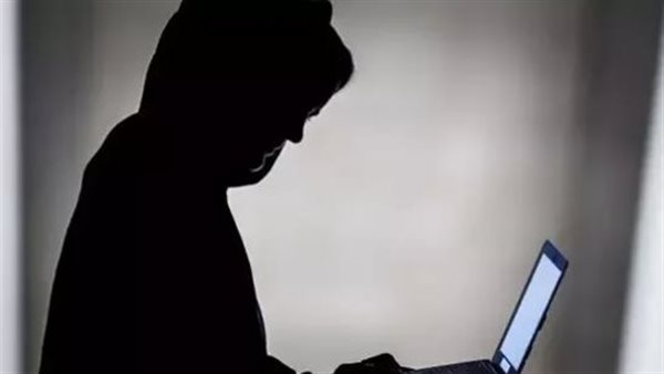 صور فاضحة.. قرار جديد بشأن استئناف المتهم بابتزاز تاجر بالقاهرة