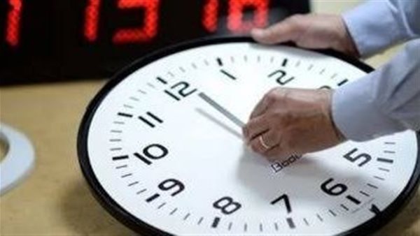 استعد لضبط ساعتك.. موعد بدء التوقيت الشتوي 2024 في مصر