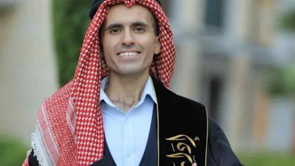 مش هتعرف شكله.. ظهور صادم لملك جمال الأردن مع عائلته | شاهد