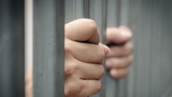 شات مع ديلر.. تفاصيل القبض على ابن داعية شهير بـ حشيش وتامول 