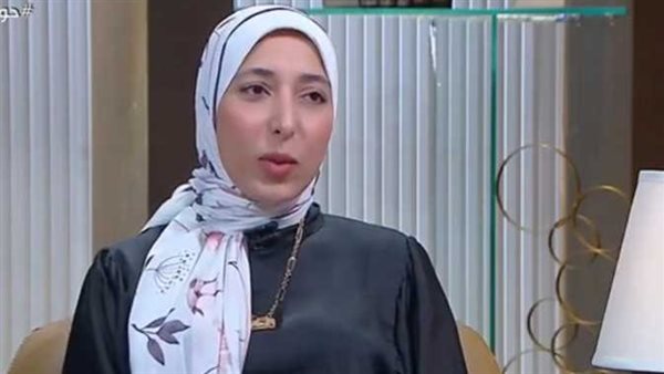 ما الذي يجوز للمرأة كشفه من جسمها أمام محارمها ؟.. أمينة الفتوى تجيب | فيديو