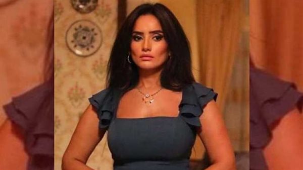 «هتحبس مش بهزر».. زينة تثير الجدل بسبب منشور لها فما القصة؟ | شاهد